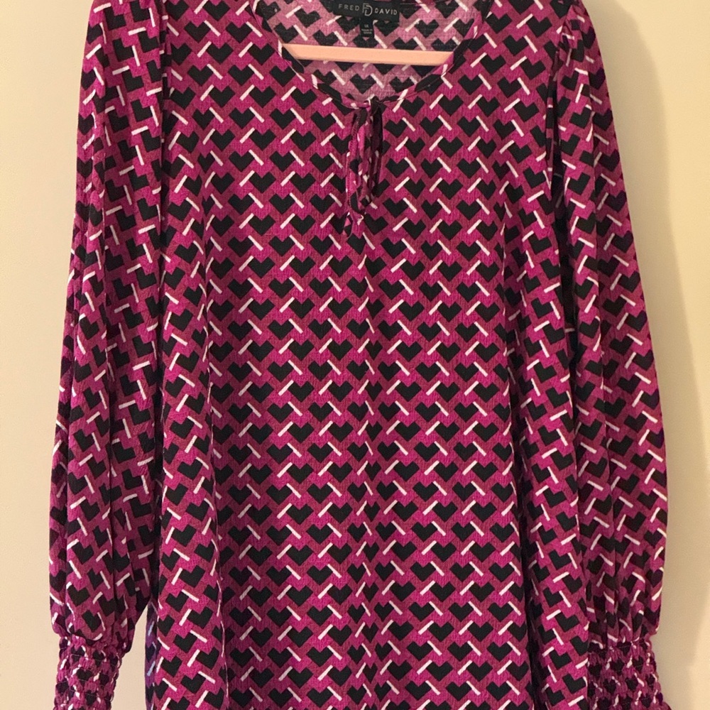Source Unknown Pink and Black Patterned Blouse